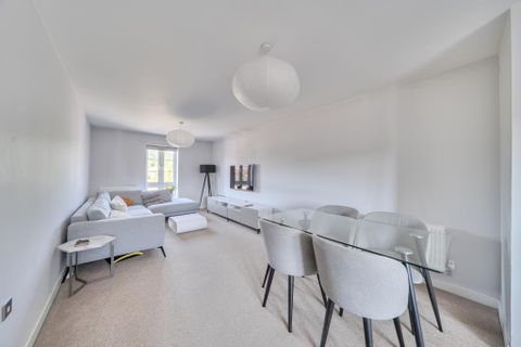 Apartment in Vale of White Horse, Tilbury Fields, North Hinksey - More