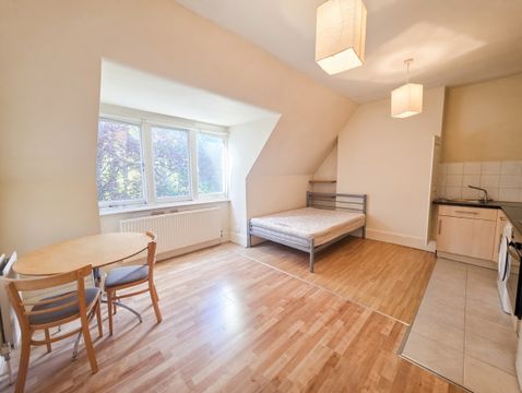 Hornsey Lane, Highgate N6, Studio to rent