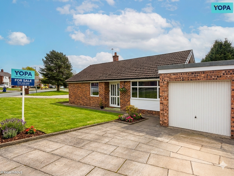 Langdale Road, Leyland PR25, 3 bed bungalow for sale, £295,000 - Zoopla