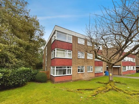 Savoy Close, Birmingham B32, Studio to rent