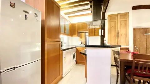 Apartment in Reading, Katesgrove, Coley - View 5