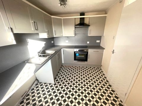 Halifax Road, Wadlsey Bridge S6
