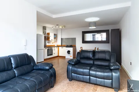 Apartment in Birmingham, Jewellery Quarter - View 5