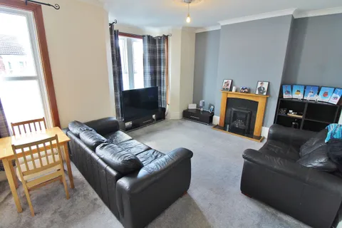 Apartment in Portsmouth, Fratton - View 5
