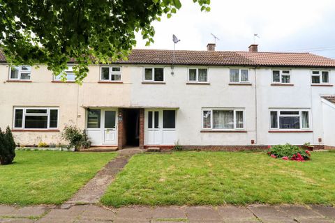 House in Milton Keynes MK3, West Bletchley - View 2