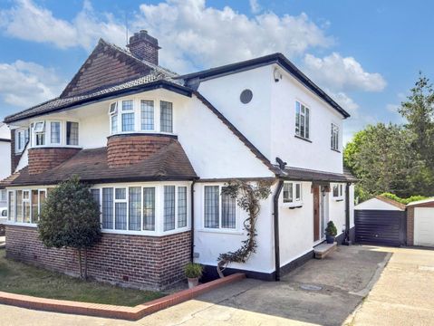 Chislehurst Road, Petts Wood, Orpington BR6