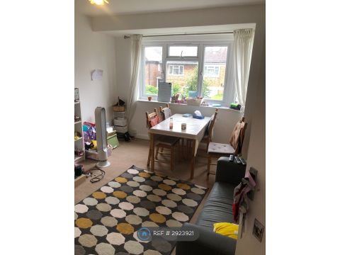 Braeside Avenue, London SW19