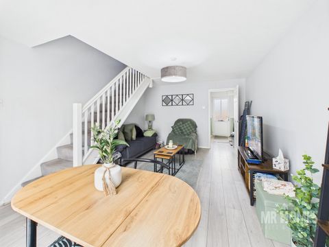 House in Cardiff, Michaelston-super-Ely, Ely - More