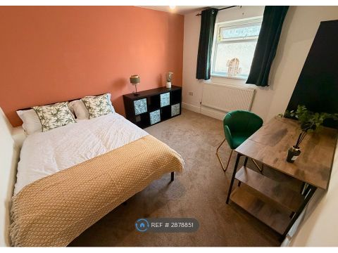 Norfolk St, Swansea SA1, Room to rent