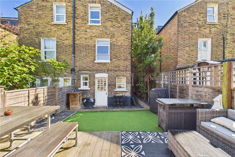 Ballater Road, London SW2