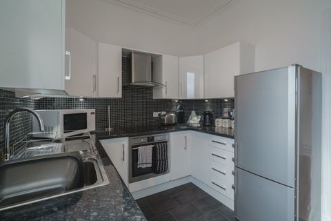 Rosemount Place Flat F, Aberdeen, Aberdeen AB25
