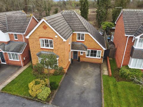 Cedar Avenue, Ryton On Dunsmore, Coventry CV8
