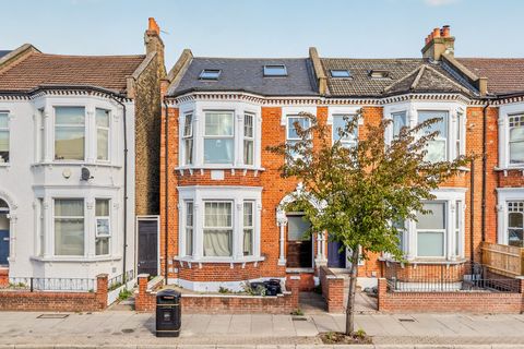 Tooting Bec Road, London SW17