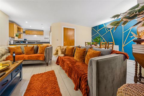 Bear Yard Mews, Bristol, Somerset BS8 - More