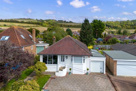 Sullington Gardens, Findon Valley, Worthing, West Sussex BN14, 3 bed ...