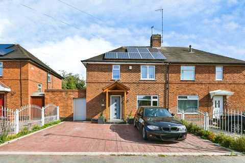 Whitemoss Close, Wollaton, Nottingham NG8