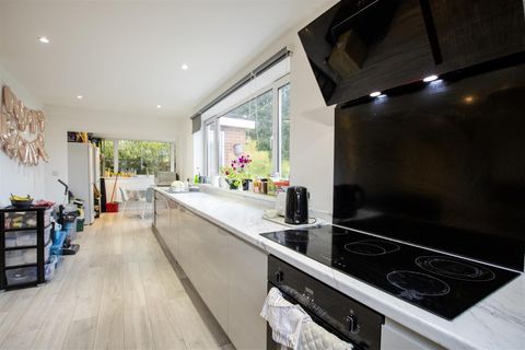 Weoley Park Road, Birmingham, West Midlands B29 - View 2