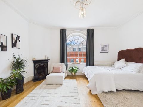 Brunswick Square, St Pauls, Bristol BS2, Studio for sale