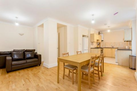 Windsor Court, Moscow Road, London W2