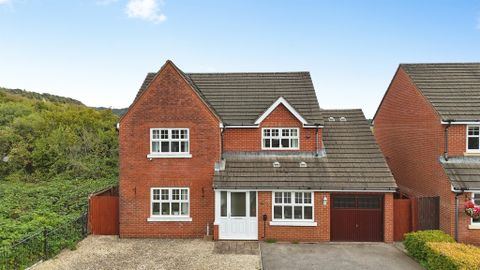 Clos Ysgallen, Morganstown, Radyr, Cardiff CF15