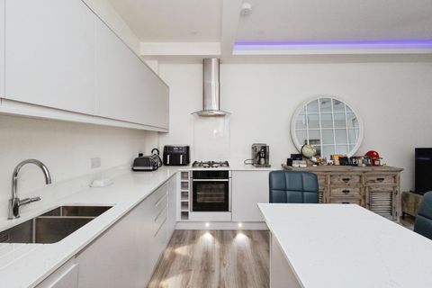 Barlow Moor Road, Manchester M20