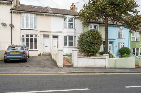 Old Shoreham Road, Brighton, East Sussex BN1