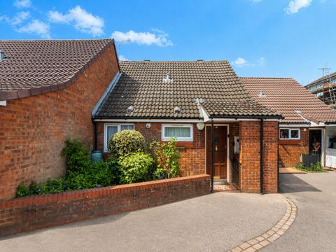 Cavalier Close, Romford RM6