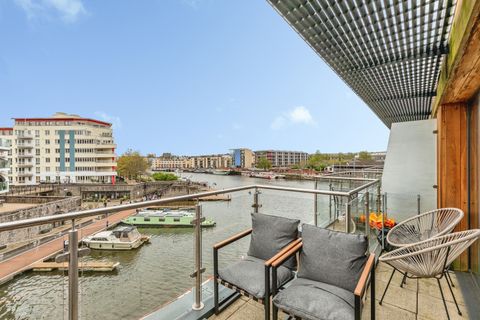 Gasworks Lane, Bristol, Somerset BS1