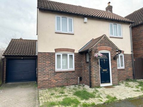 House in London, London Borough of Newham - View 2