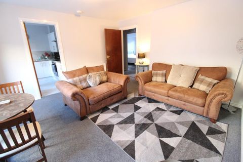 Glendale Mews, Mid Floor AB11