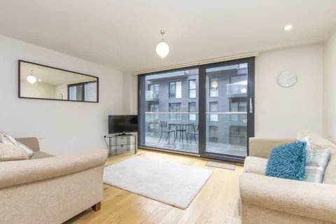 Apartment in Bristol, Broadmead - View 5
