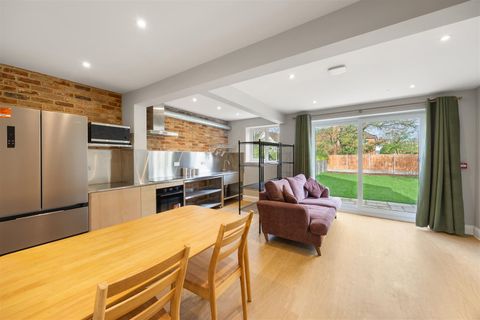 Knighton Road, Bristol BS10, Room to rent
