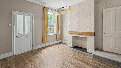 House in Leicester, Knighton Fields - View 5