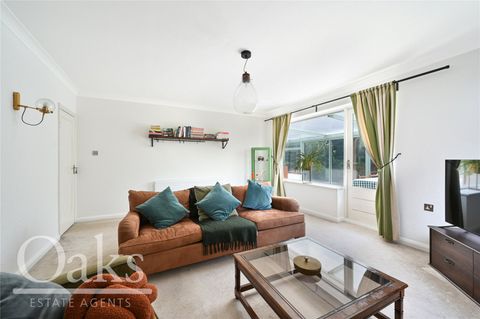 Outram Road, Addiscombe CR0
