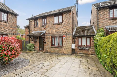 Caddis Close, Stanmore HA7