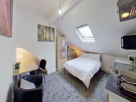 Barrfield Road, Salford M6, Room to rent