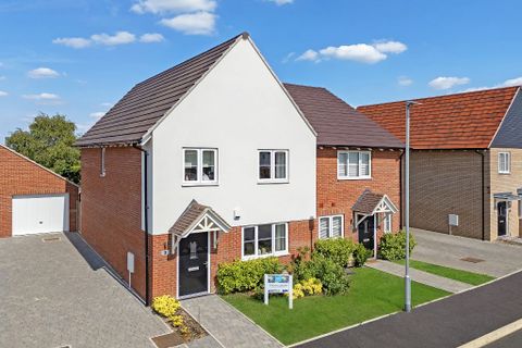 templar-green-orchard-drive-cm77-new-home-3-bed-semi-detached-house