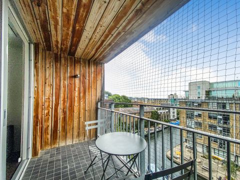 Wharf Road, Angel N1