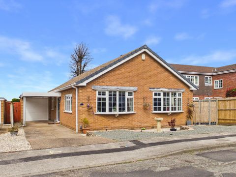 Plains Farm Close, Mapperley, Nottingham NG3