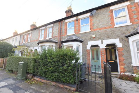 De Montfort Road, Reading RG1