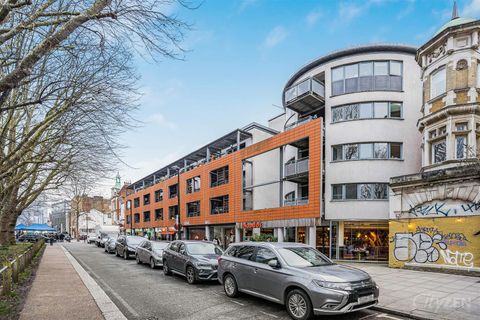 The Chronos Building, Mile End Road E1, 2 bed flat for sale, £399,999 ...