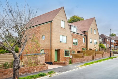 North Down, South Croydon CR2