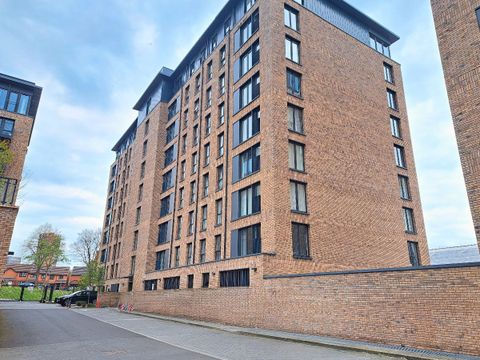 Roosevelt Apartments, Lexington Gardens, Birmingham B15