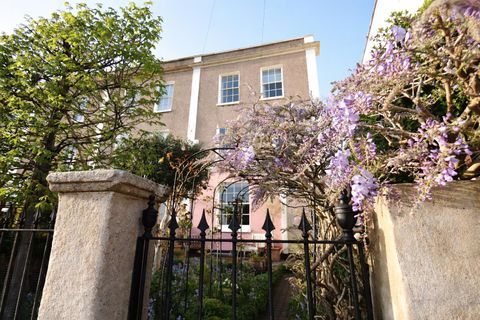 Cumberland Road, Harbourside, Bristol BS1