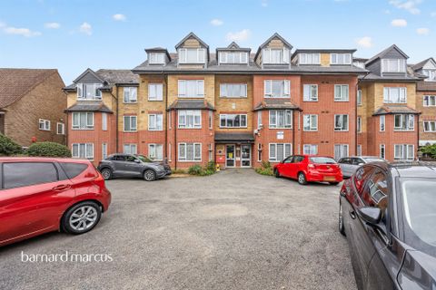 Brighton Road, South Croydon CR2