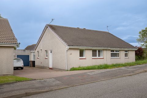 Lee Crescent, Bridge Of Don, Aberdeen AB22