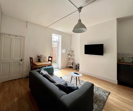 Hazelwood Avenue, Jesmond NE2