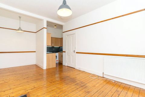 Logie Green Road, Edinburgh EH7