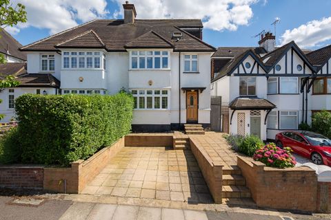 Wessex Gardens, Golders Green NW11