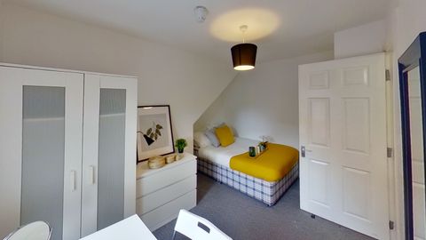 Apartment in Nottingham, Forest Fields, Nottinghamshire - View 2